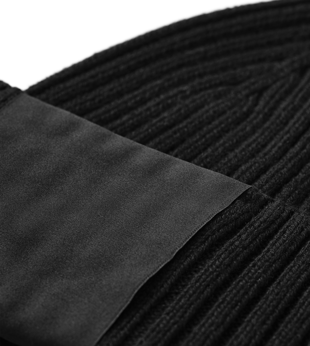 Limited Orange Edition Beanie – Maxi & Brothers