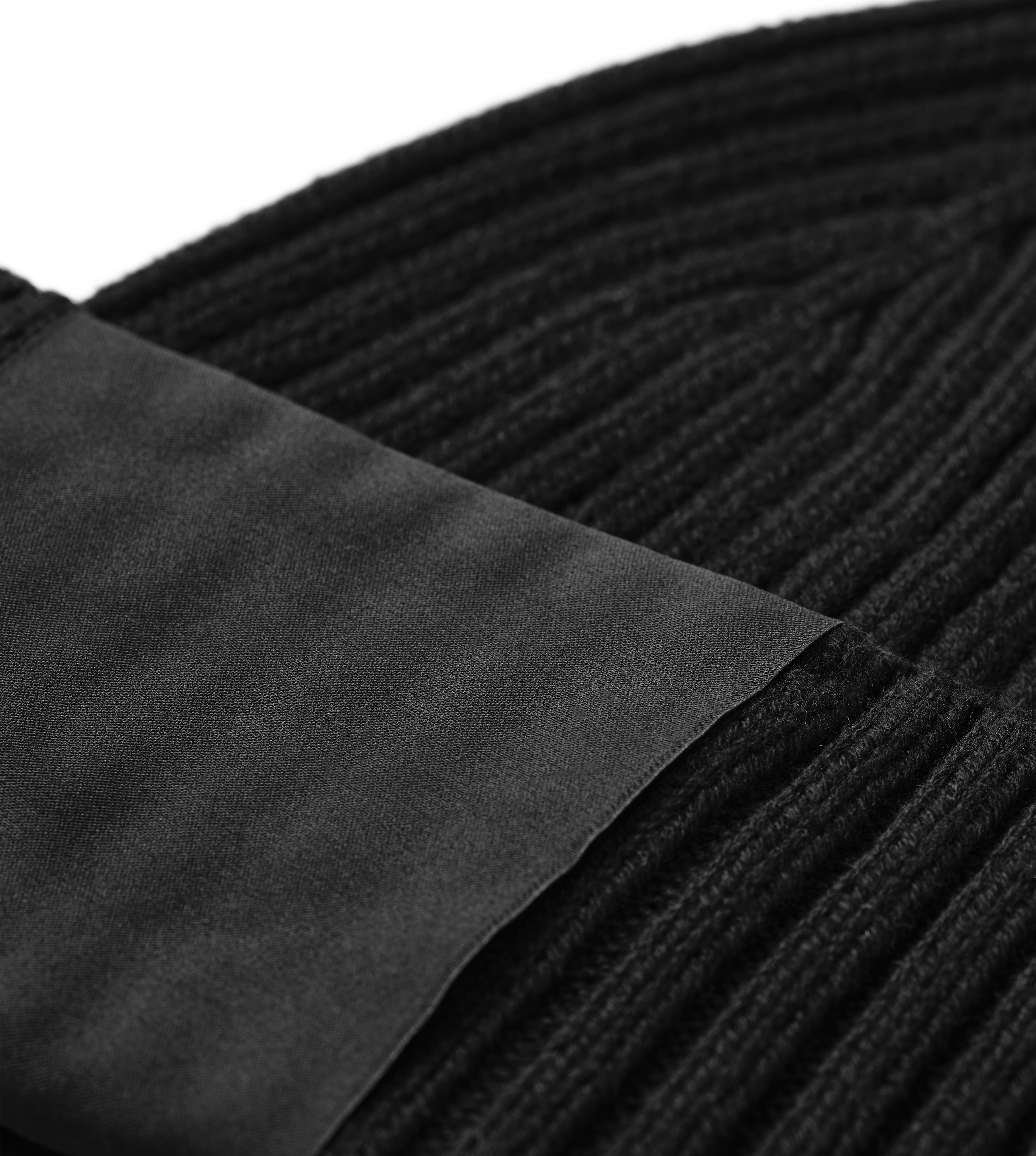 Limited Orange Edition Beanie – Maxi & Brothers